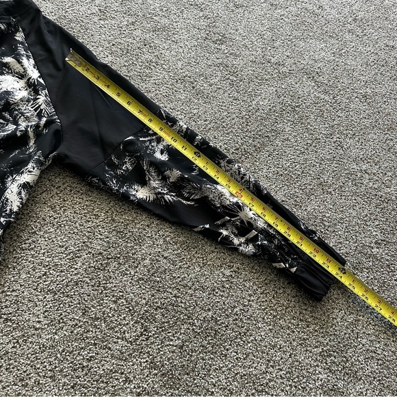 LOVESICK TORRID 0 0X XXL Black White Silky Abstract Palms Bomber Jacket R $89 - Picture 8 of 12